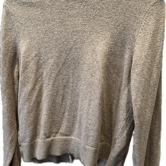 Old Navy Women’s Brown Sweater - Picture 2 of 2